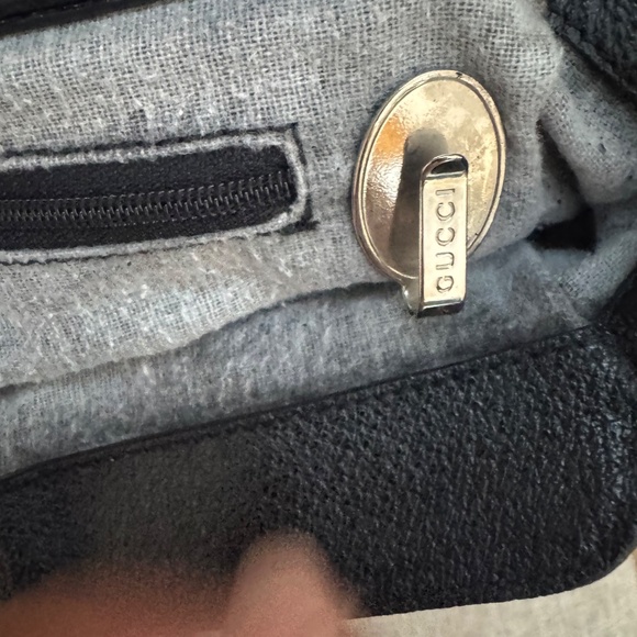 💯Auth. Gucci leather Handbag - Picture 11 of 17